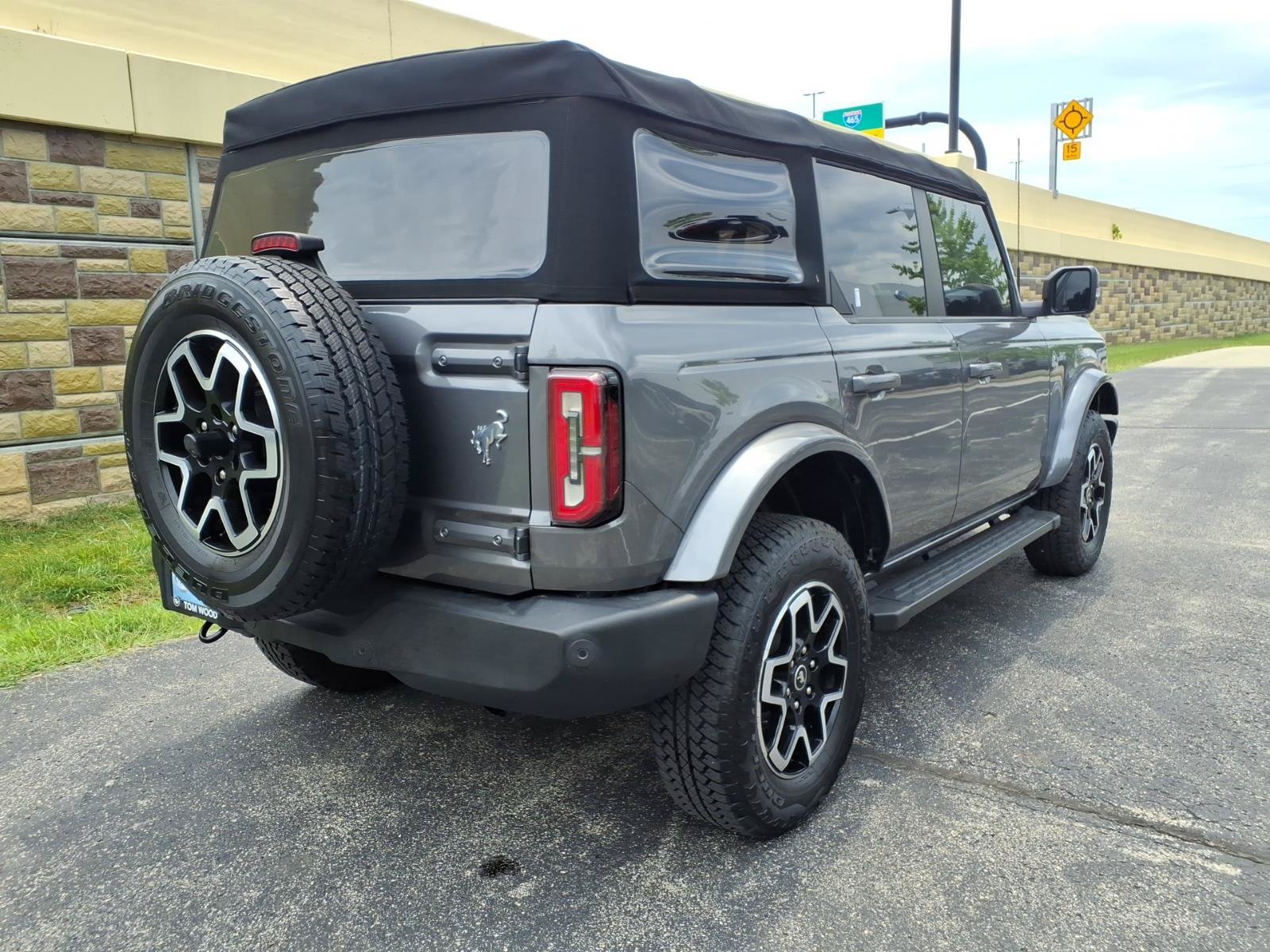 Used 2021 Ford Bronco Outer Banks AWD/4WD image 10