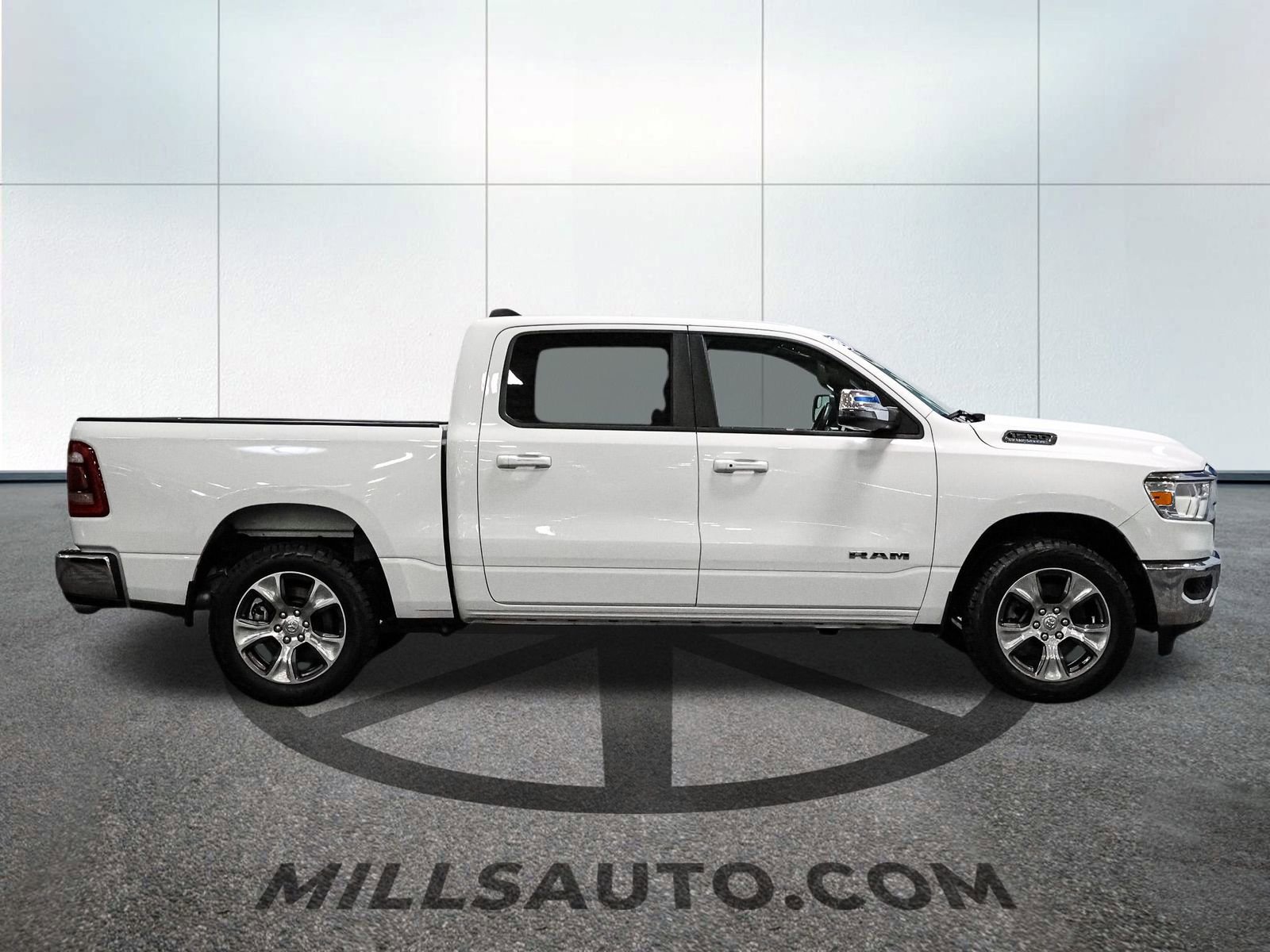 Used 2023 RAM 1500 Laramie image 9