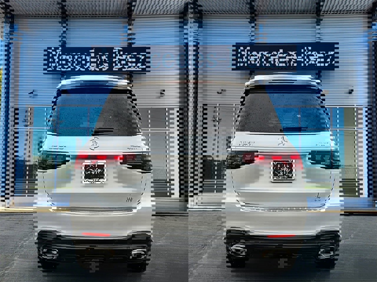 New 2026 Mercedes-Benz GLS 580 4MATIC image 5