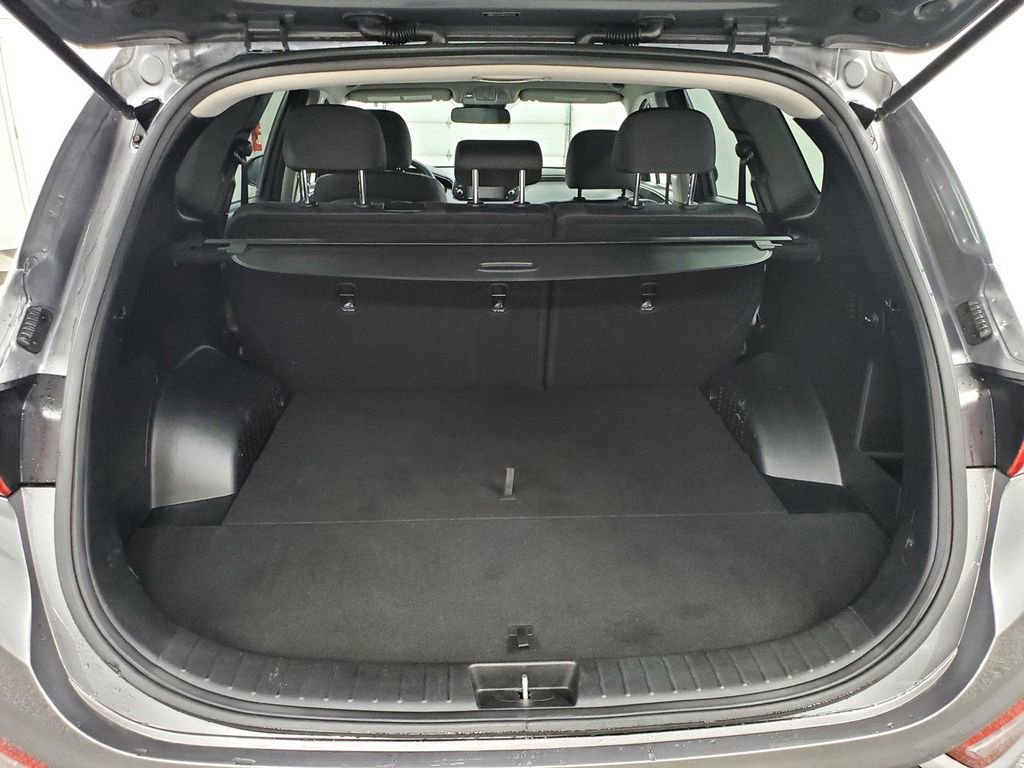 Used 2019 Hyundai Santa Fe SE image 22