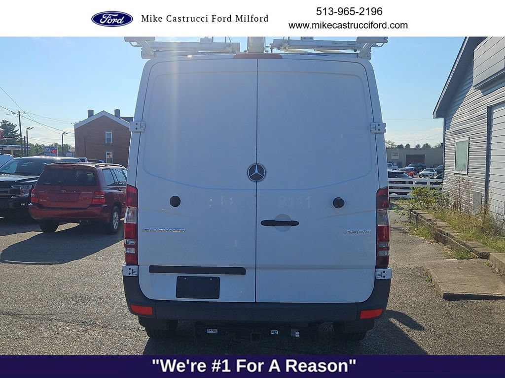 Used 2017 Mercedes-Benz Sprinter 2500 image 4