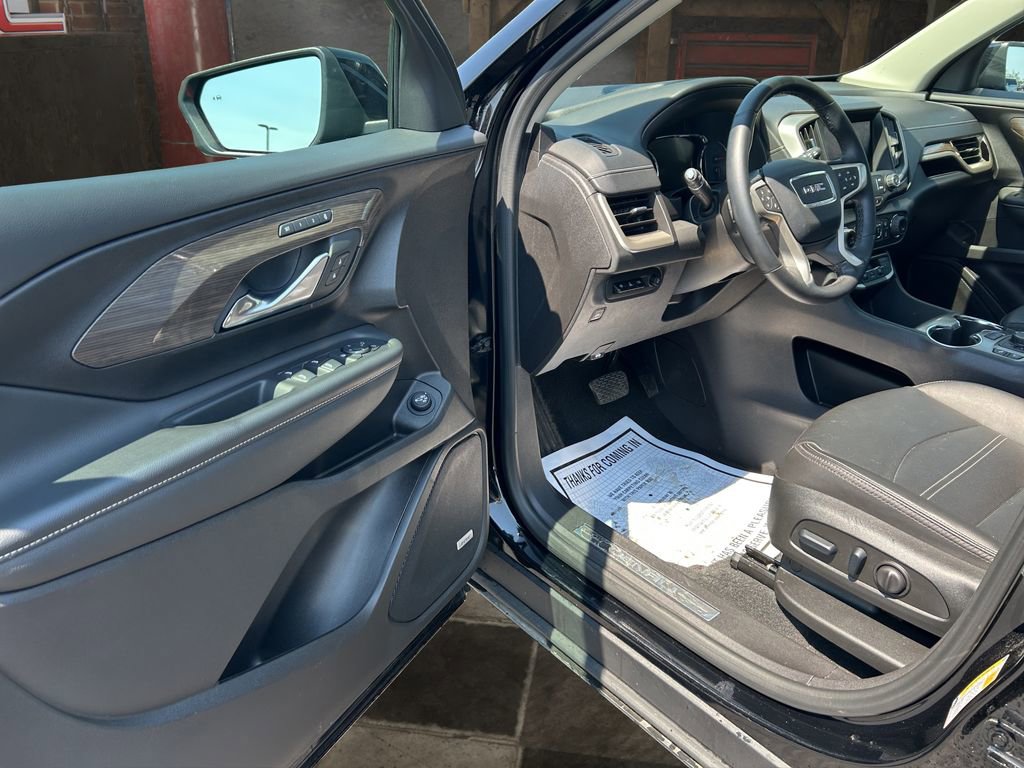 Certified 2024 GMC Terrain Denali w/ Denali Premium Package image 16