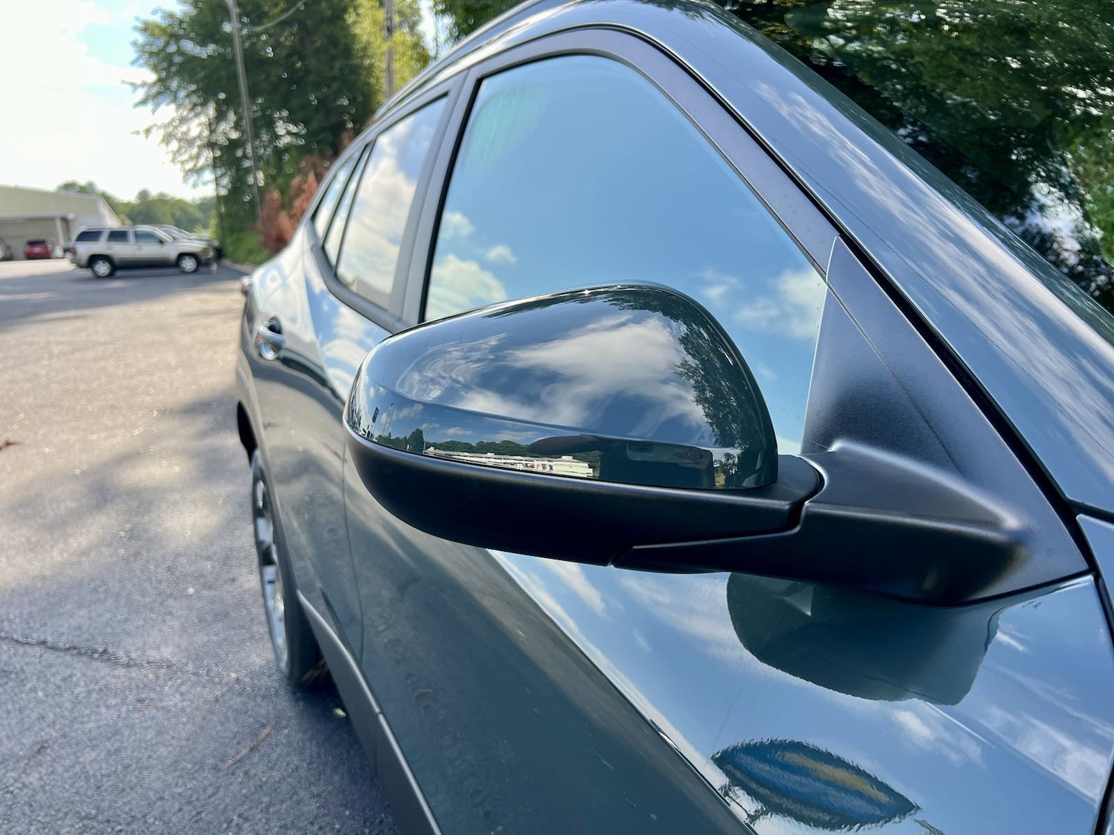 New 2025 Chevrolet Trax LT w/ Driver Confidence Package image 10