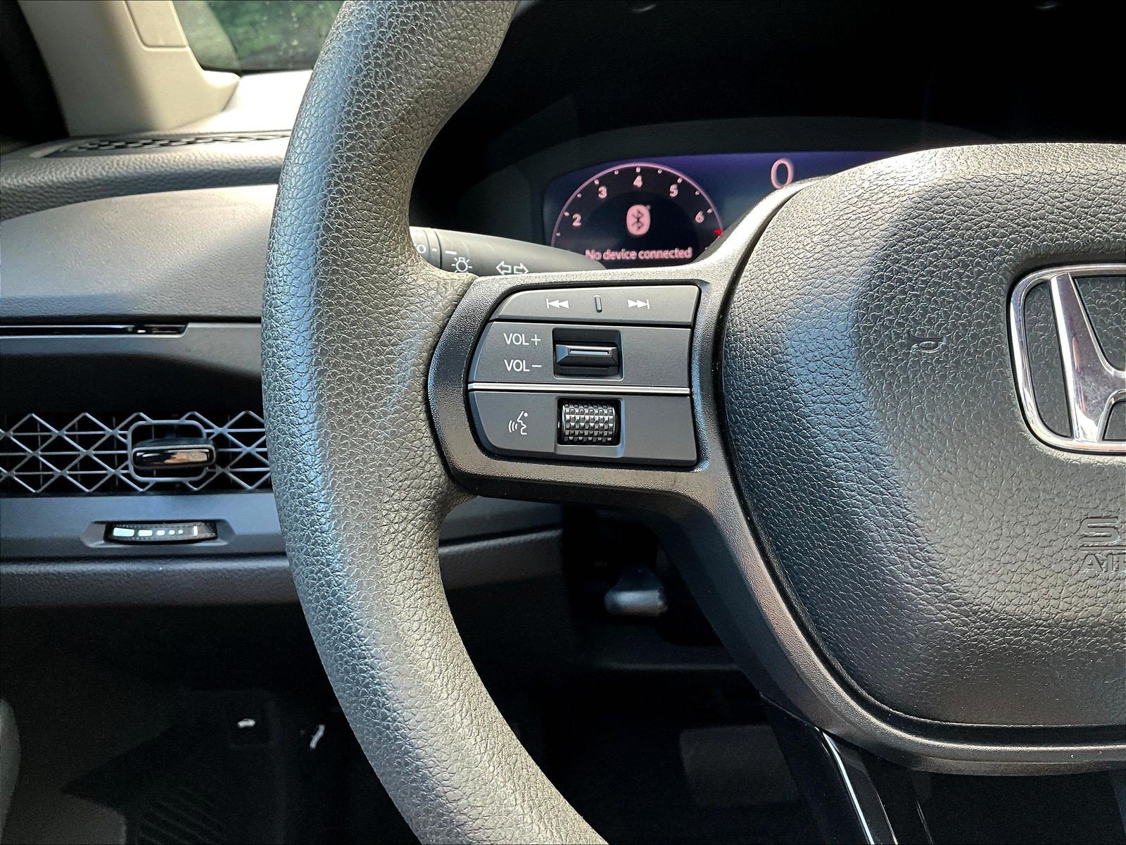Used 2024 Honda Accord LX image 10