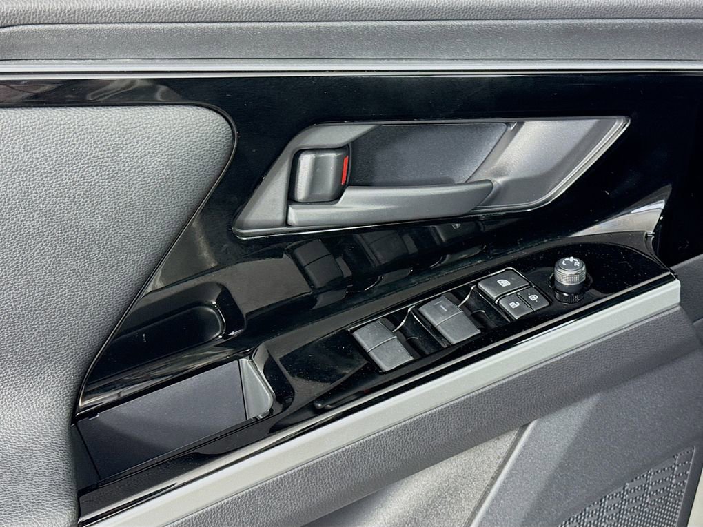 Used 2024 Toyota bZ4X XLE image 20