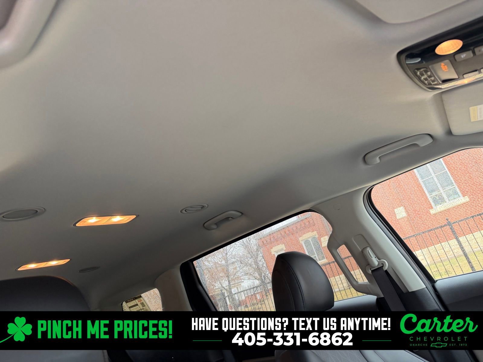 Used 2025 Kia Carnival image 28