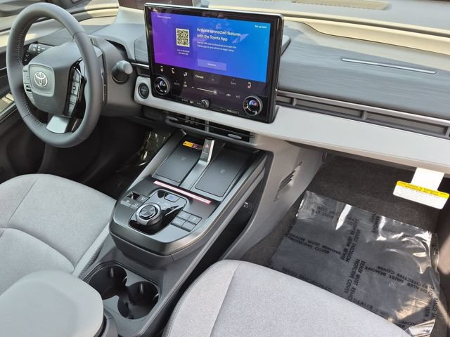 New 2026 Toyota C-HR AWD/4WD image 28