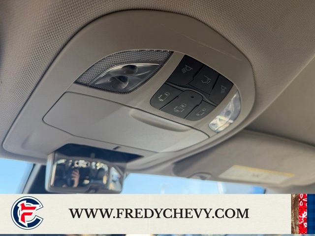 Used 2020 Chrysler Pacifica Touring-L FWD image 23
