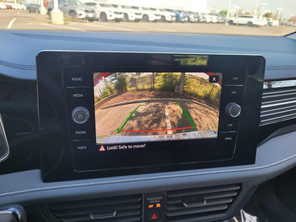 New 2026 Volkswagen Jetta SEL FWD image 17