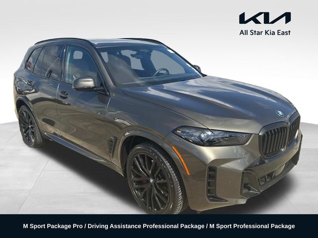 Used 2026 BMW X5 sDrive40i w/ Executive Package image 1