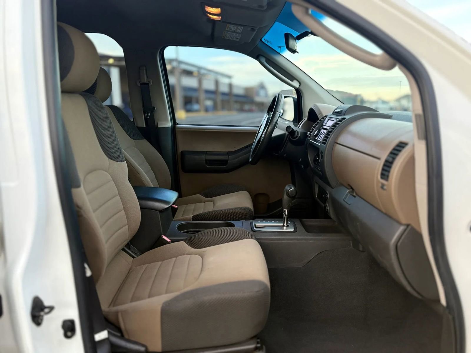 Used 2006 Nissan Xterra S w/ (U01) Utility Pkg image 16