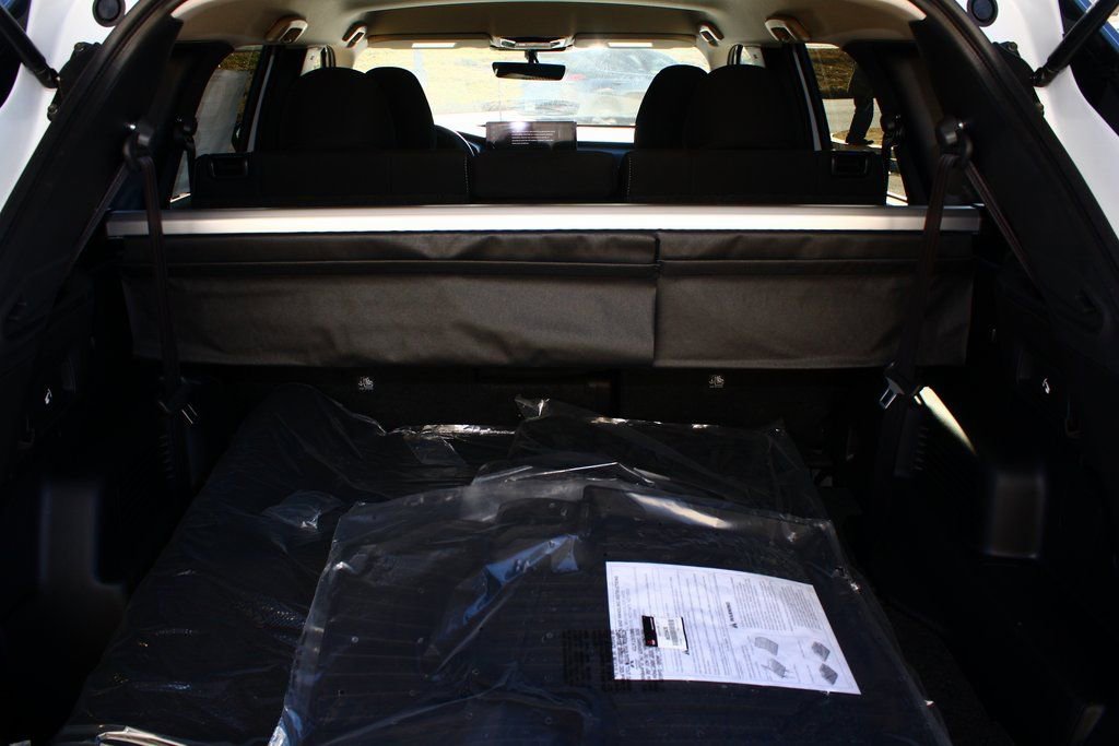 New 2026 Mitsubishi Outlander ES image 9