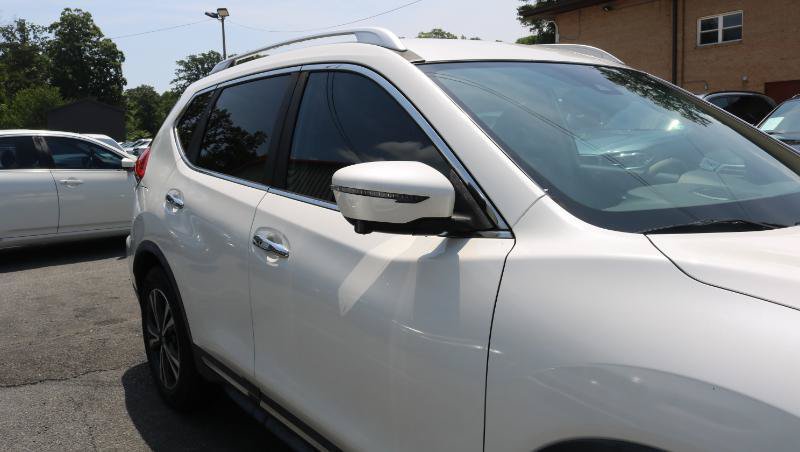 Used 2017 Nissan Rogue SL FWD image 7