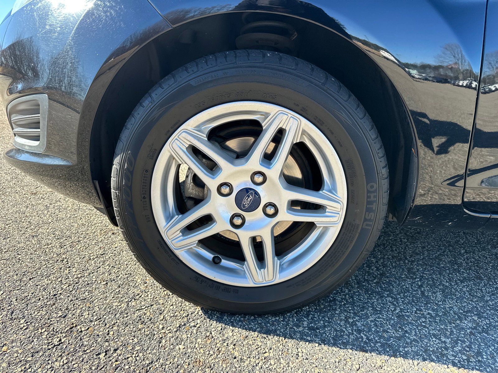 Used 2019 Ford Fiesta SE image 11