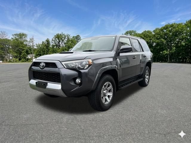 Used 2016 Toyota 4Runner Trail AWD/4WD image 4
