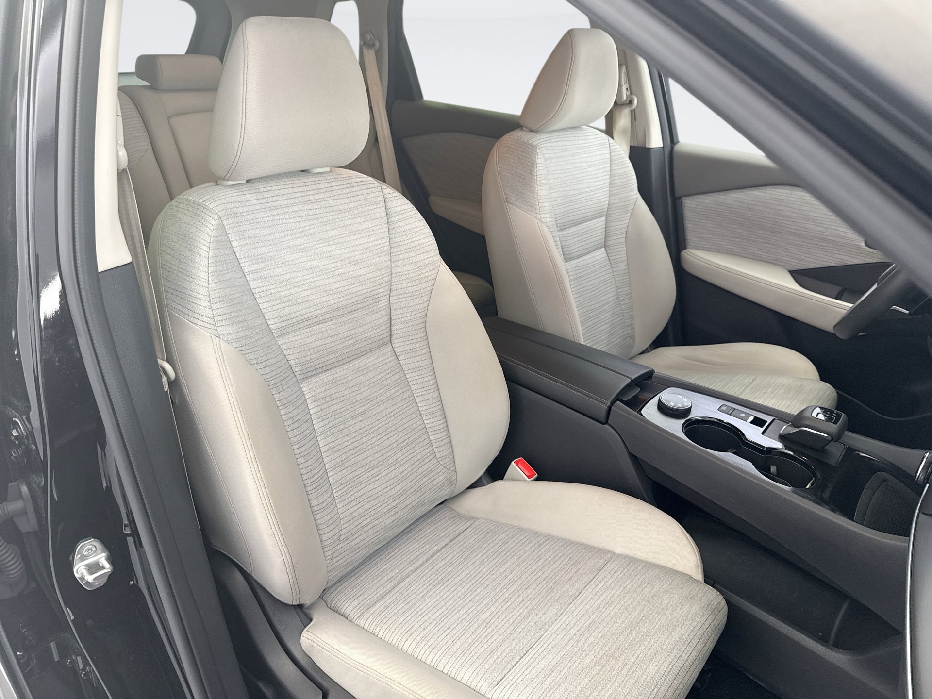 Used 2023 Nissan Rogue SV AWD/4WD image 17