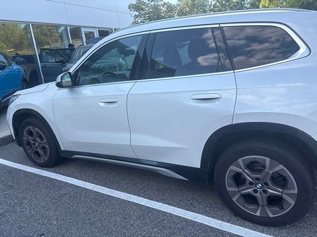 Used 2023 BMW X1 xDrive28i AWD/4WD image 9