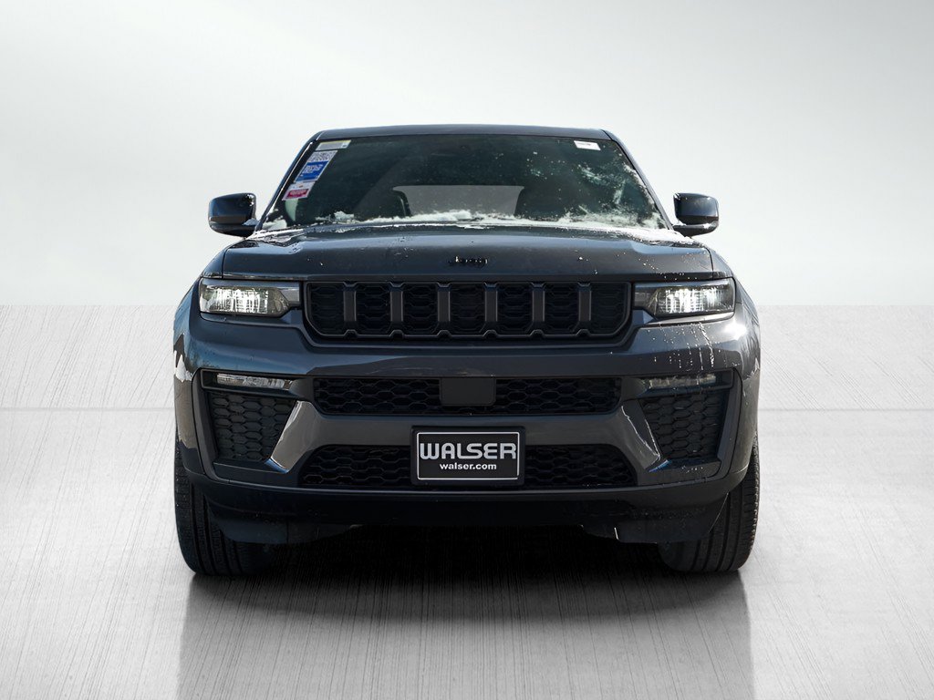 New 2026 Jeep Grand Cherokee Limited w/ Limited Altitude Package AWD/4WD image 2