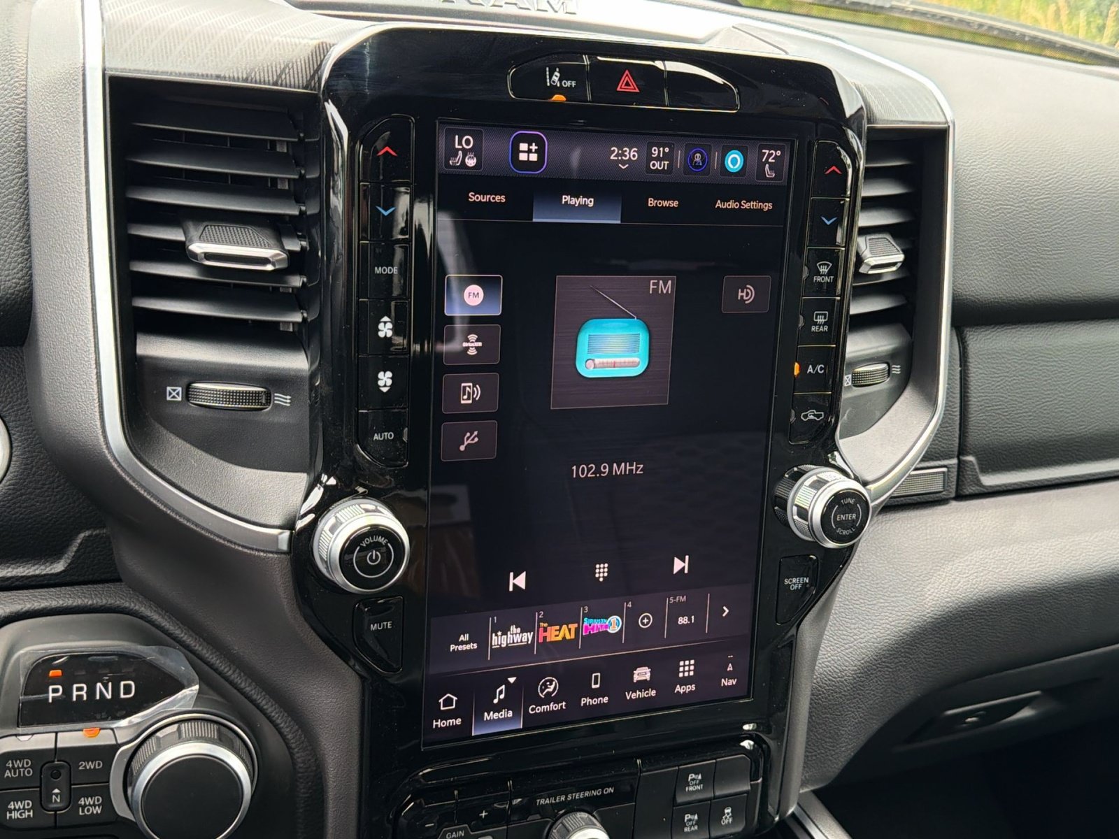 New 2026 RAM 1500 Big Horn AWD/4WD image 18
