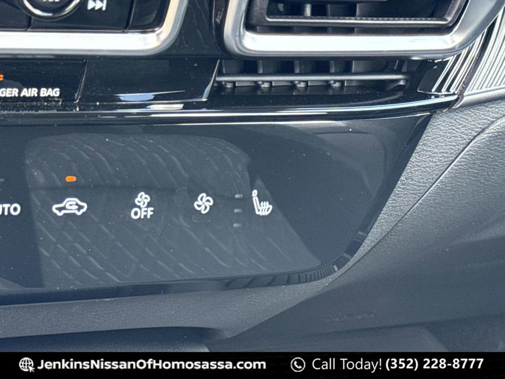New 2026 Nissan Sentra SV w/ SV Convenience Package FWD image 33