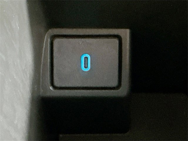 Used 2020 Ford Escape Titanium image 20