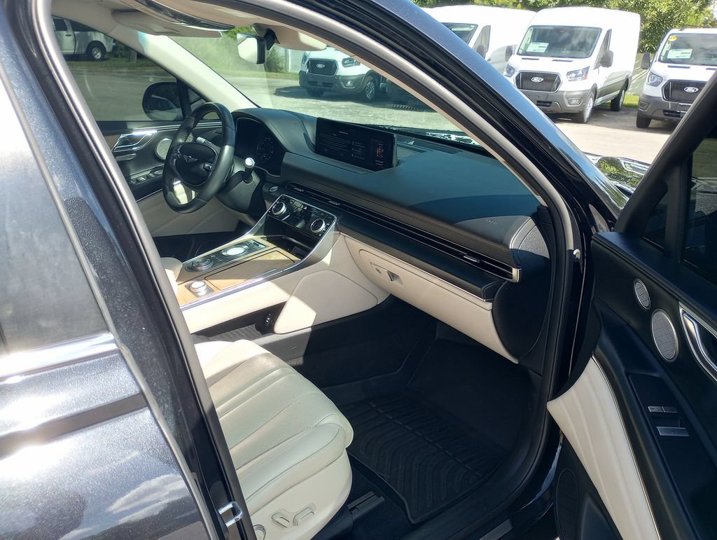 Used 2021 Genesis GV80 2.5T w/ Advanced Package 03 RWD image 11