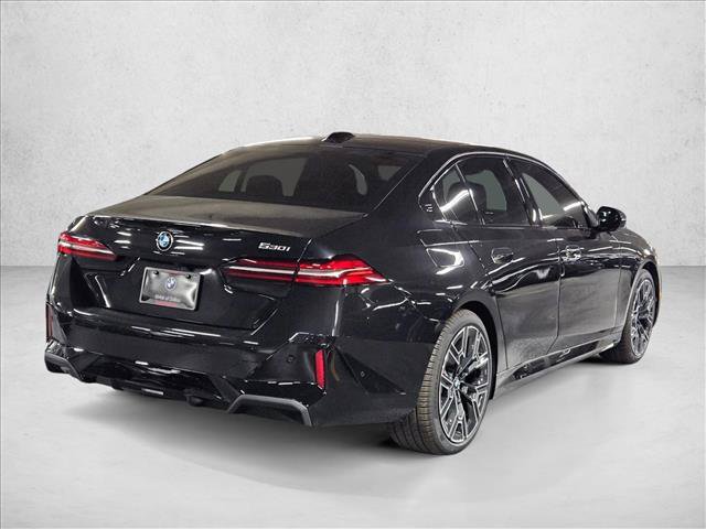 Used 2027 BMW 530i w/ M Sport Package RWD image 2