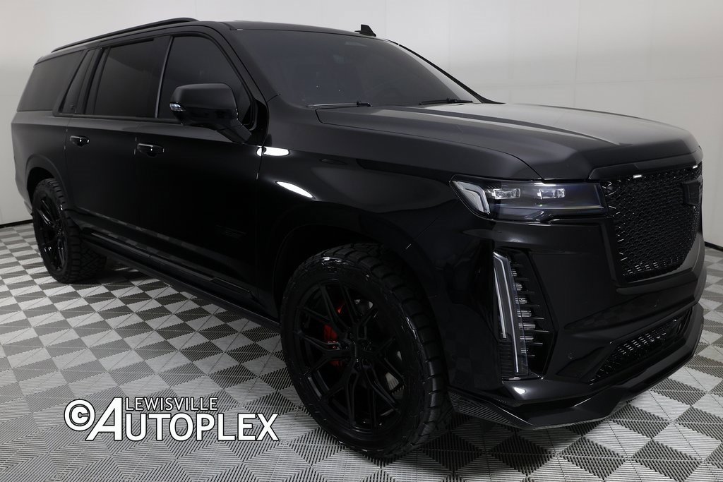 Used 2024 Cadillac Escalade ESV V w/ LPO, Floor Liner Package image 3