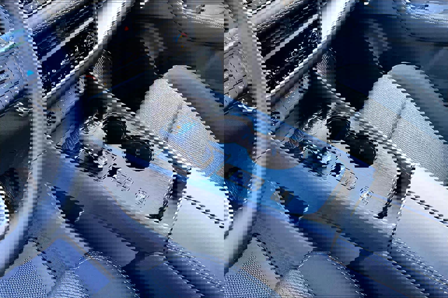 New 2026 Nissan Rogue SV image 7