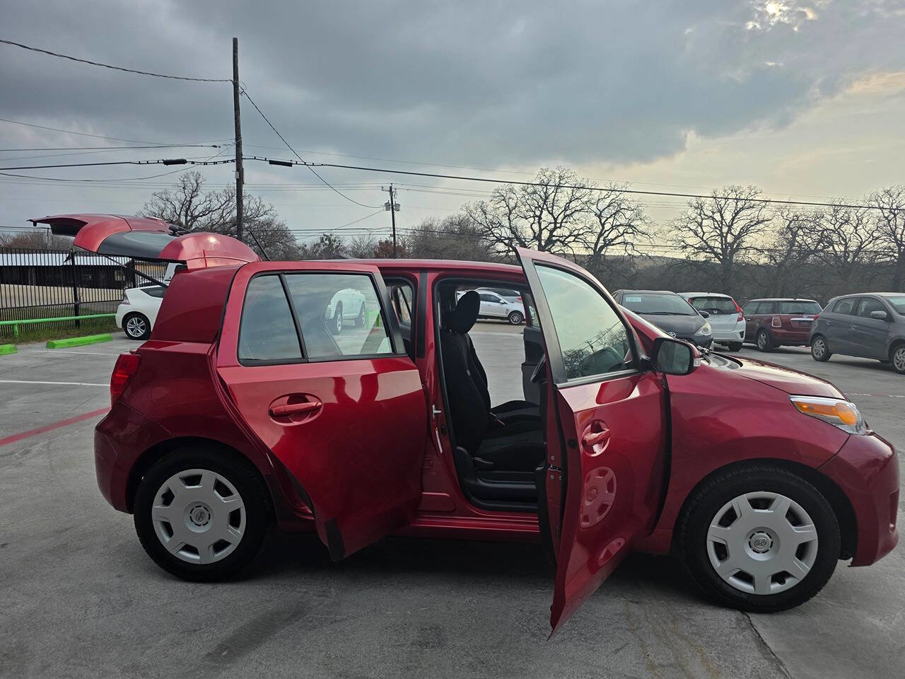 Used 2011 Scion xD image 35
