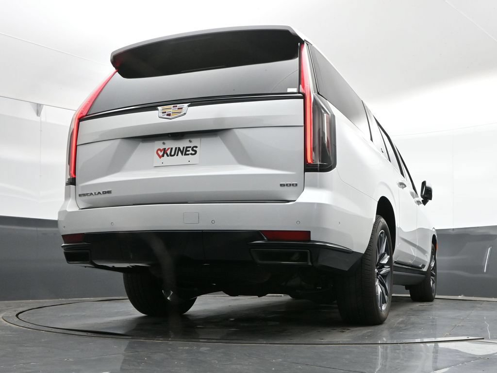 Used 2024 Cadillac Escalade ESV Sport Platinum AWD/4WD image 41