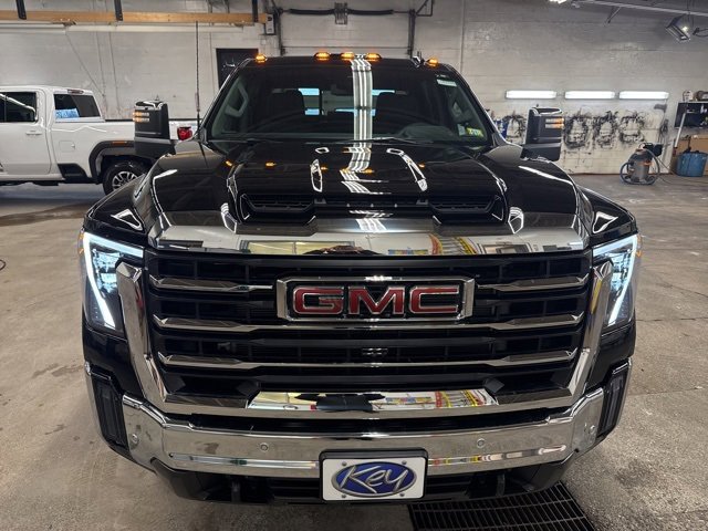 New 2026 GMC Sierra 2500 SLT w/ SLT Convenience Package image 2