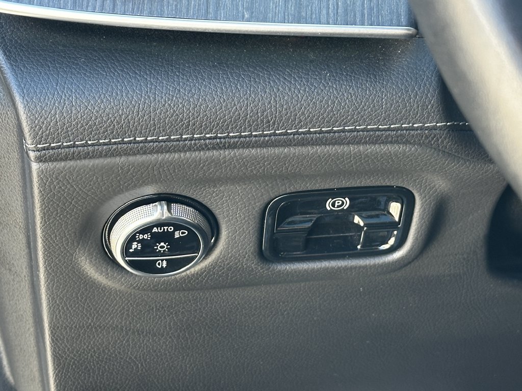 Certified 2023 Mercedes-Benz EQE 500 4MATIC SUV image 34