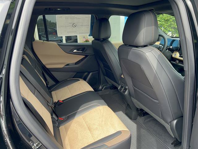 New 2026 Chevrolet Equinox ACTIV w/ Convenience Package III AWD/4WD image 10