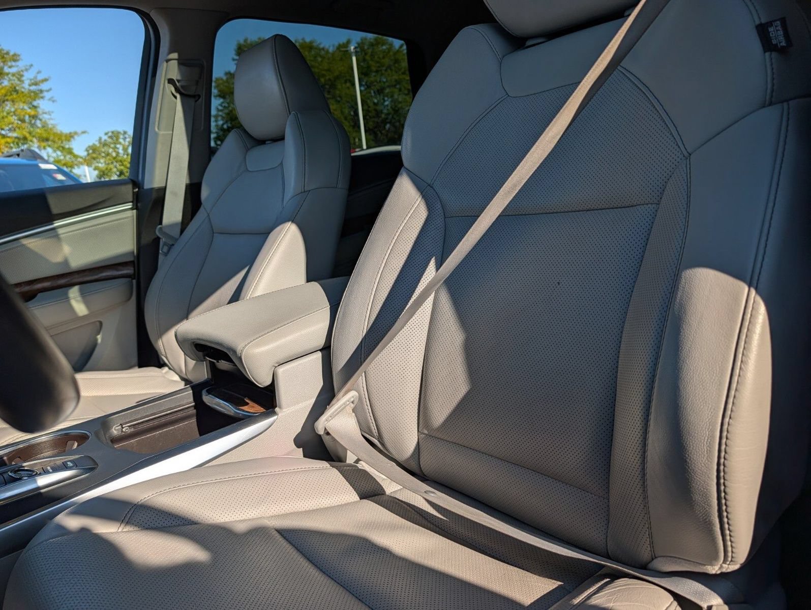 Used 2020 Acura MDX w/ Technology Package AWD/4WD image 20