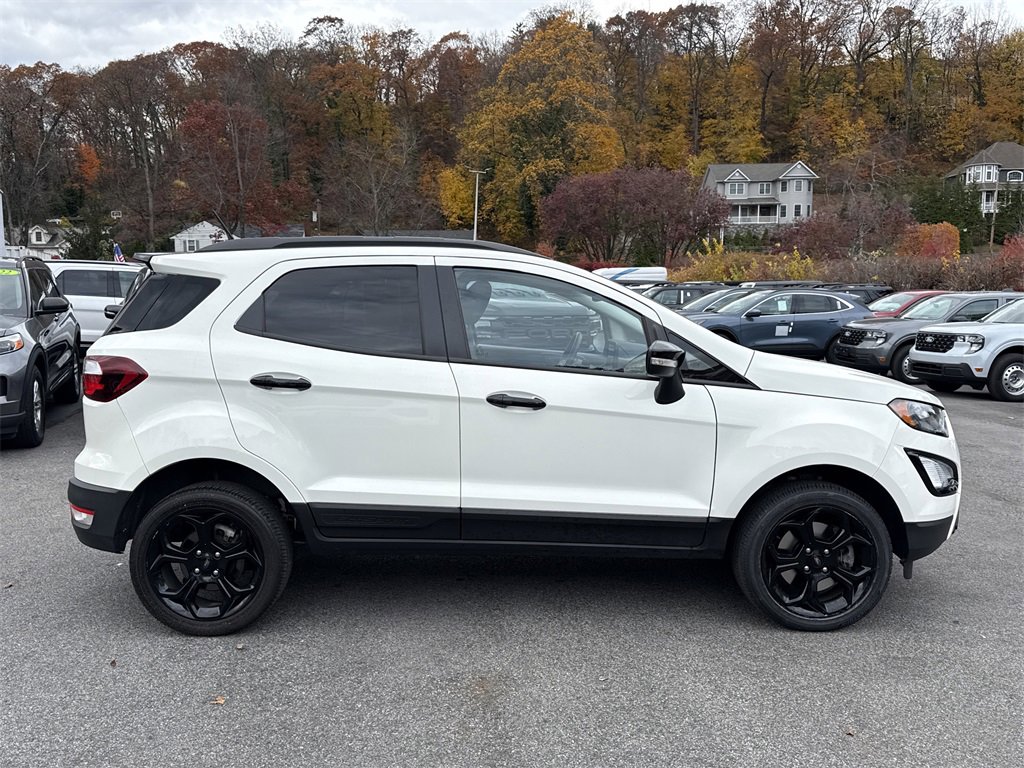 Used 2022 Ford EcoSport SES image 3
