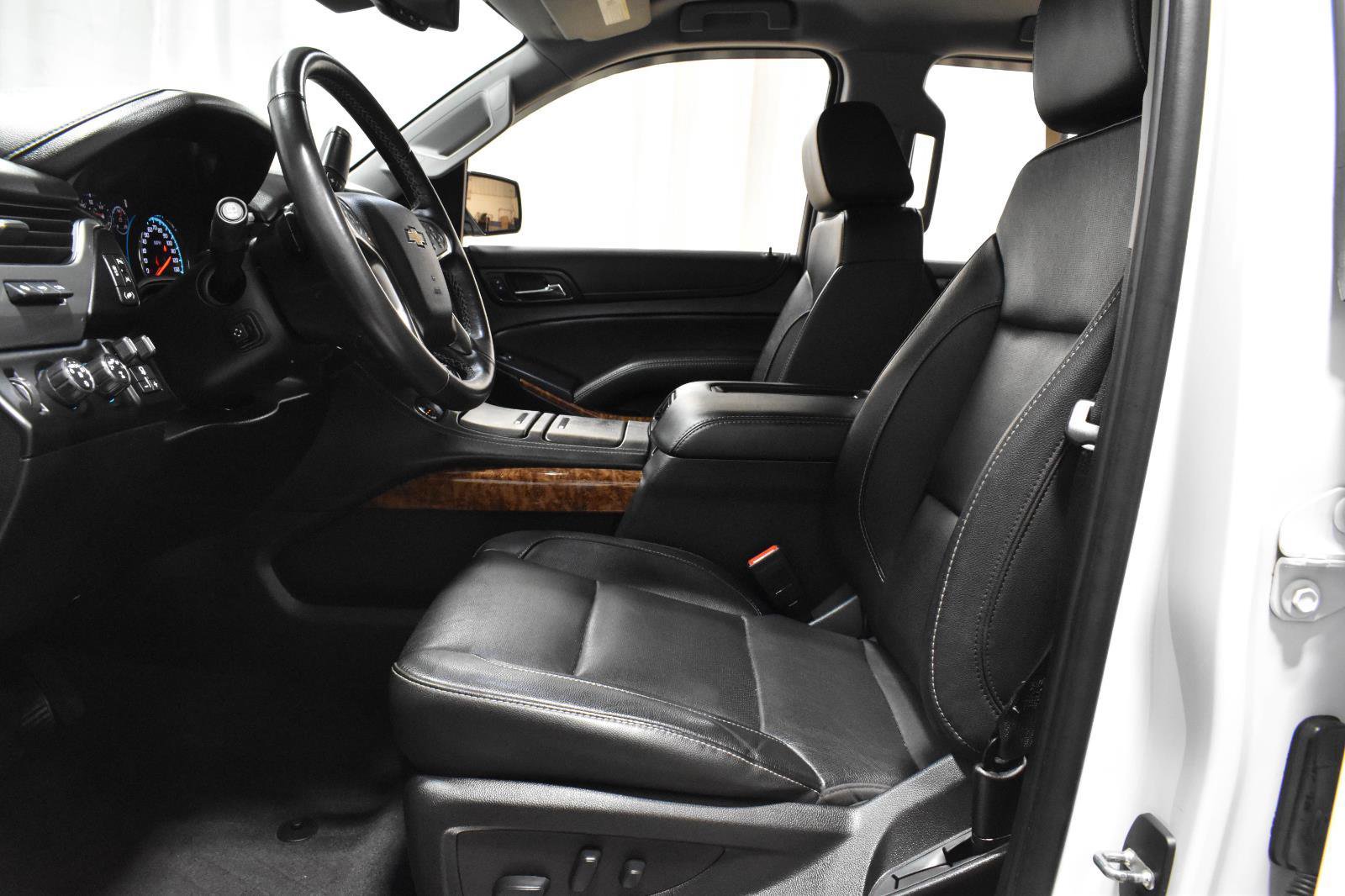 Used 2020 Chevrolet Tahoe Premier w/ RST 6.2L Performance Edition image 4