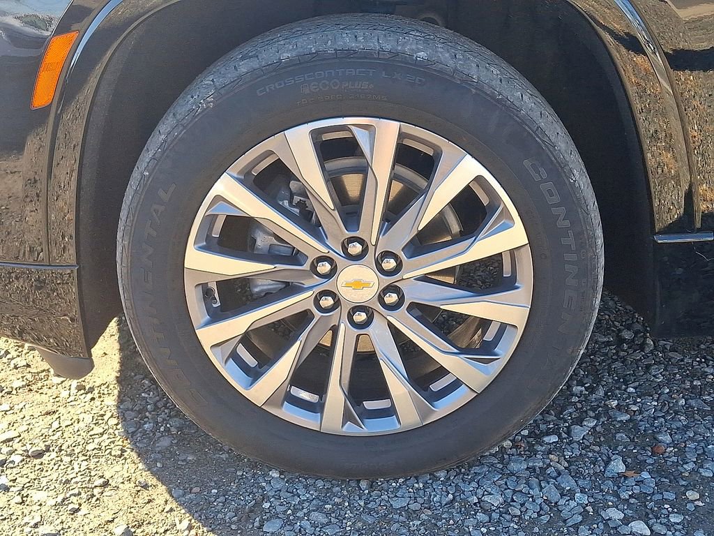 Used 2023 Chevrolet Traverse Premier w/ LPO, Floor Liner Package image 32