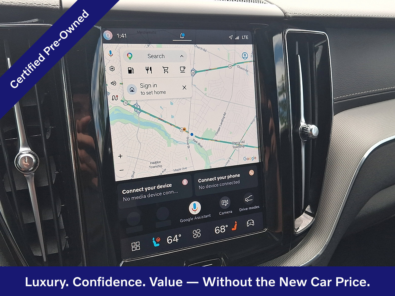 Certified 2025 Volvo XC60 B5 Ultra AWD/4WD image 18