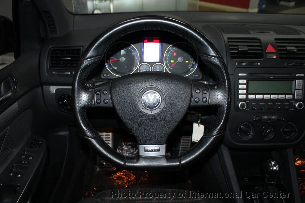 Used 2009 Volkswagen GTI 4-Door image 15