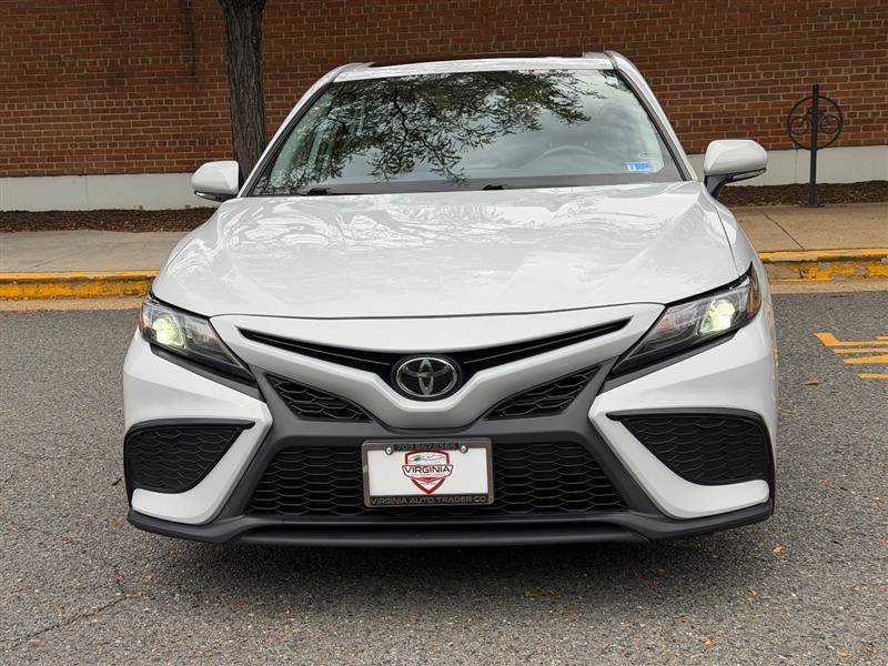 Used 2024 Toyota Camry SE w/ Cold Weather Package AWD/4WD image 4