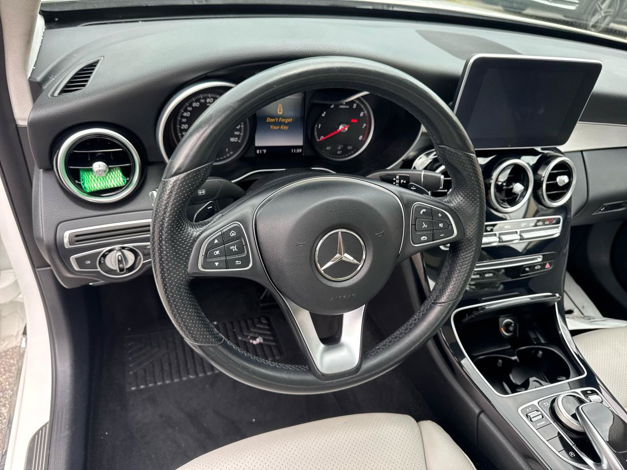 Used 2016 Mercedes-Benz C 300 4MATIC Sedan image 30
