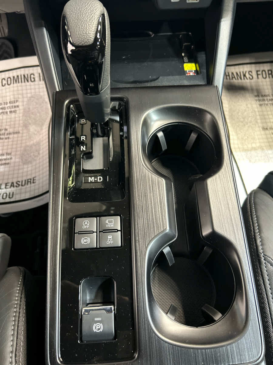 New 2026 Subaru Outback Touring XT AWD/4WD image 18