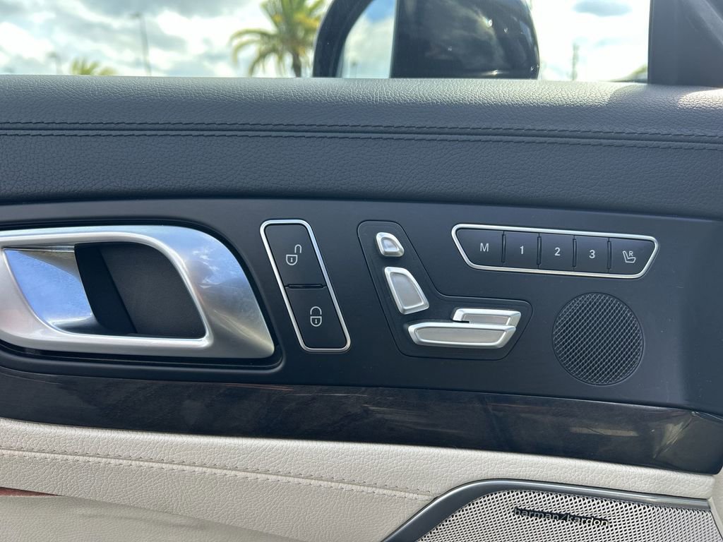 Used 2015 Mercedes-Benz SL 63 AMG image 36