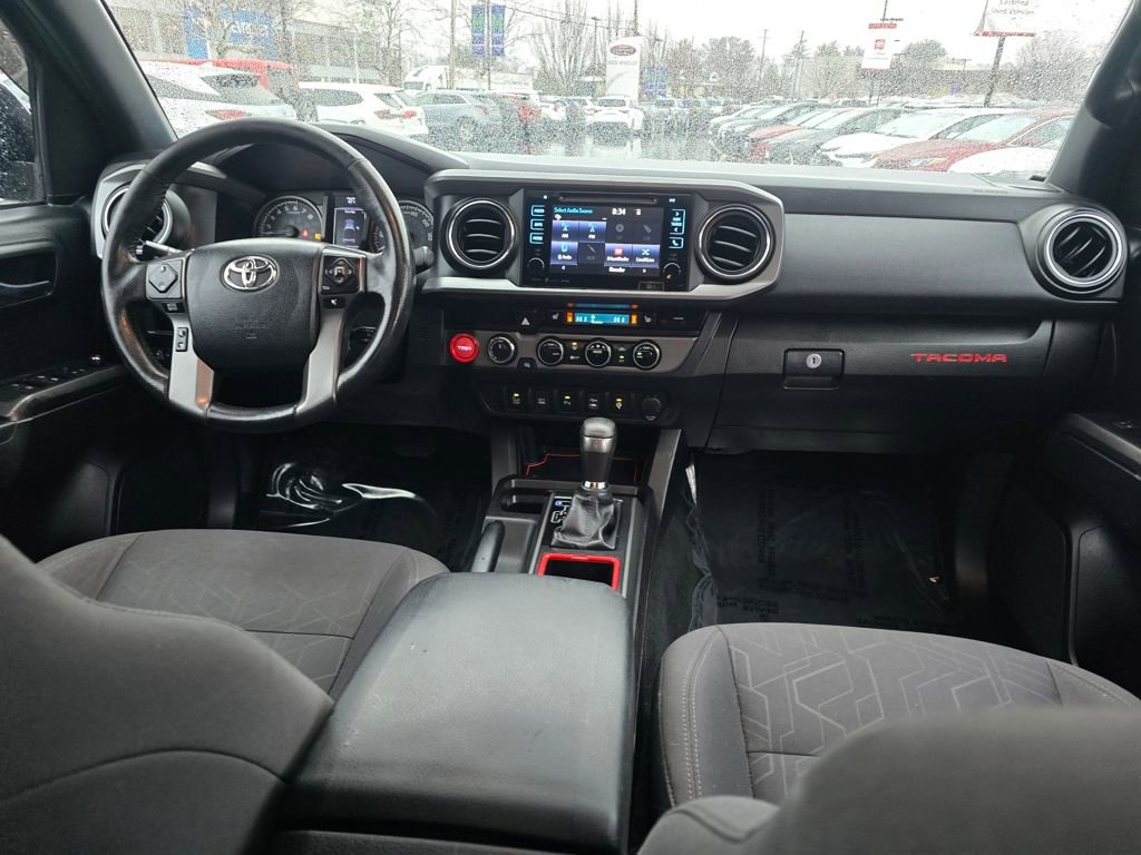Certified 2016 Toyota Tacoma TRD Off-Road w/ Premium & Technology Package image 13