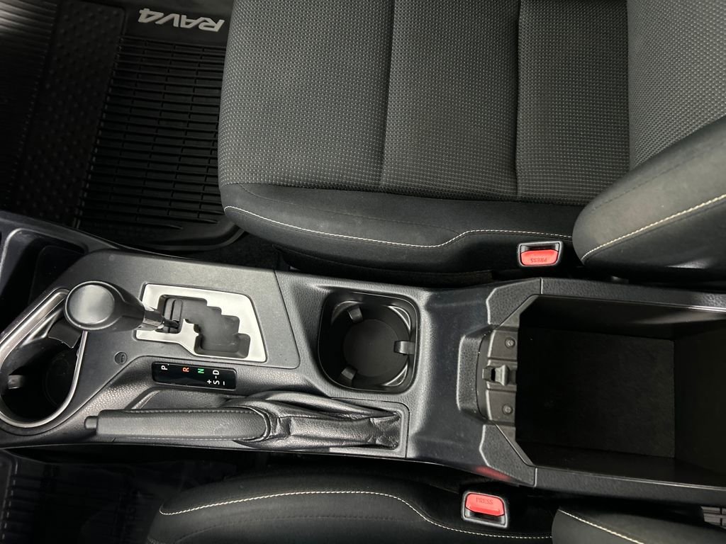 Used 2018 Toyota RAV4 XLE image 14