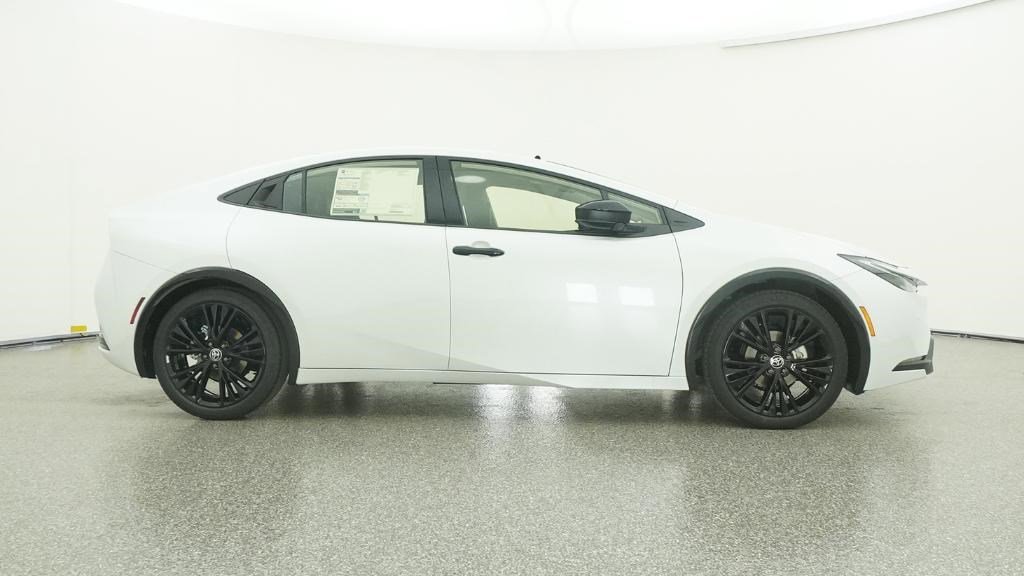 New 2026 Toyota Prius FWD image 89
