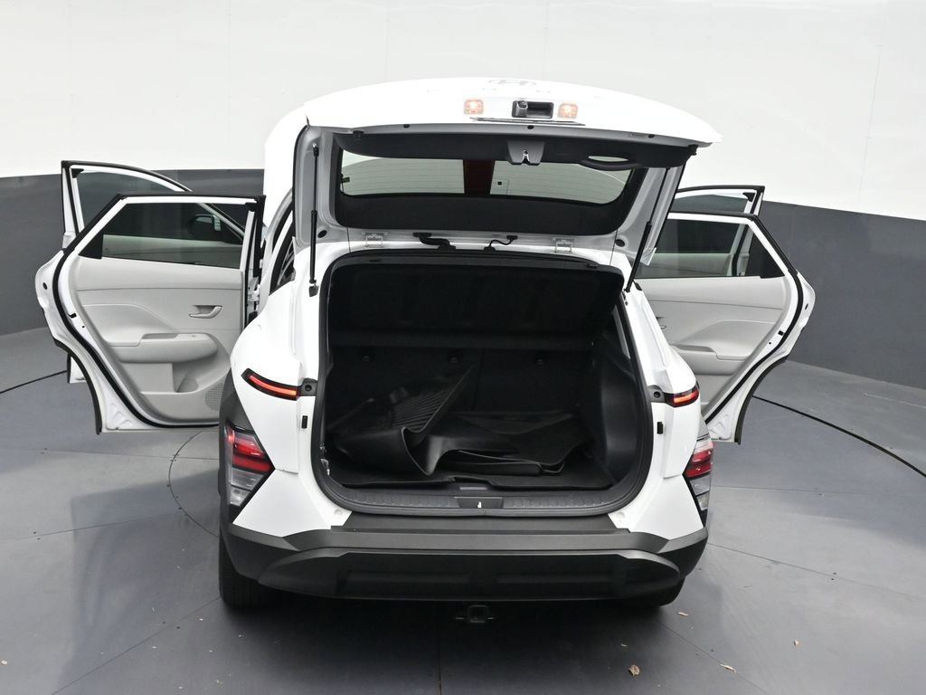 Used 2024 Hyundai Kona SEL w/ Convenience Package FWD image 36