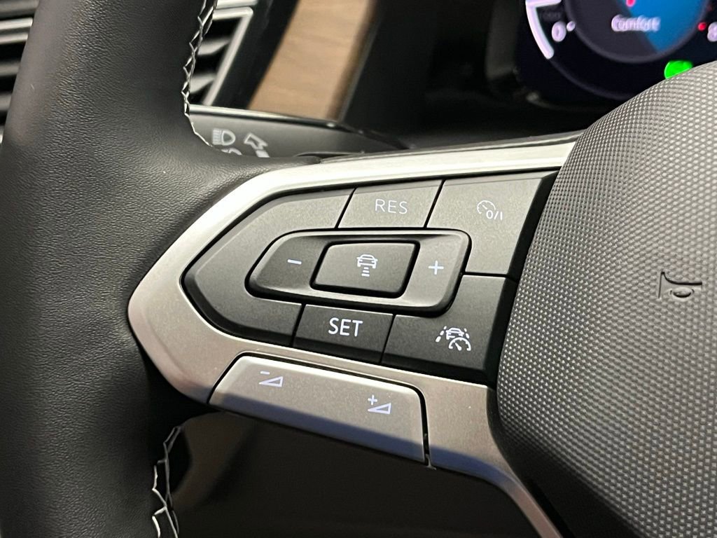 New 2026 Volkswagen Atlas SE image 26