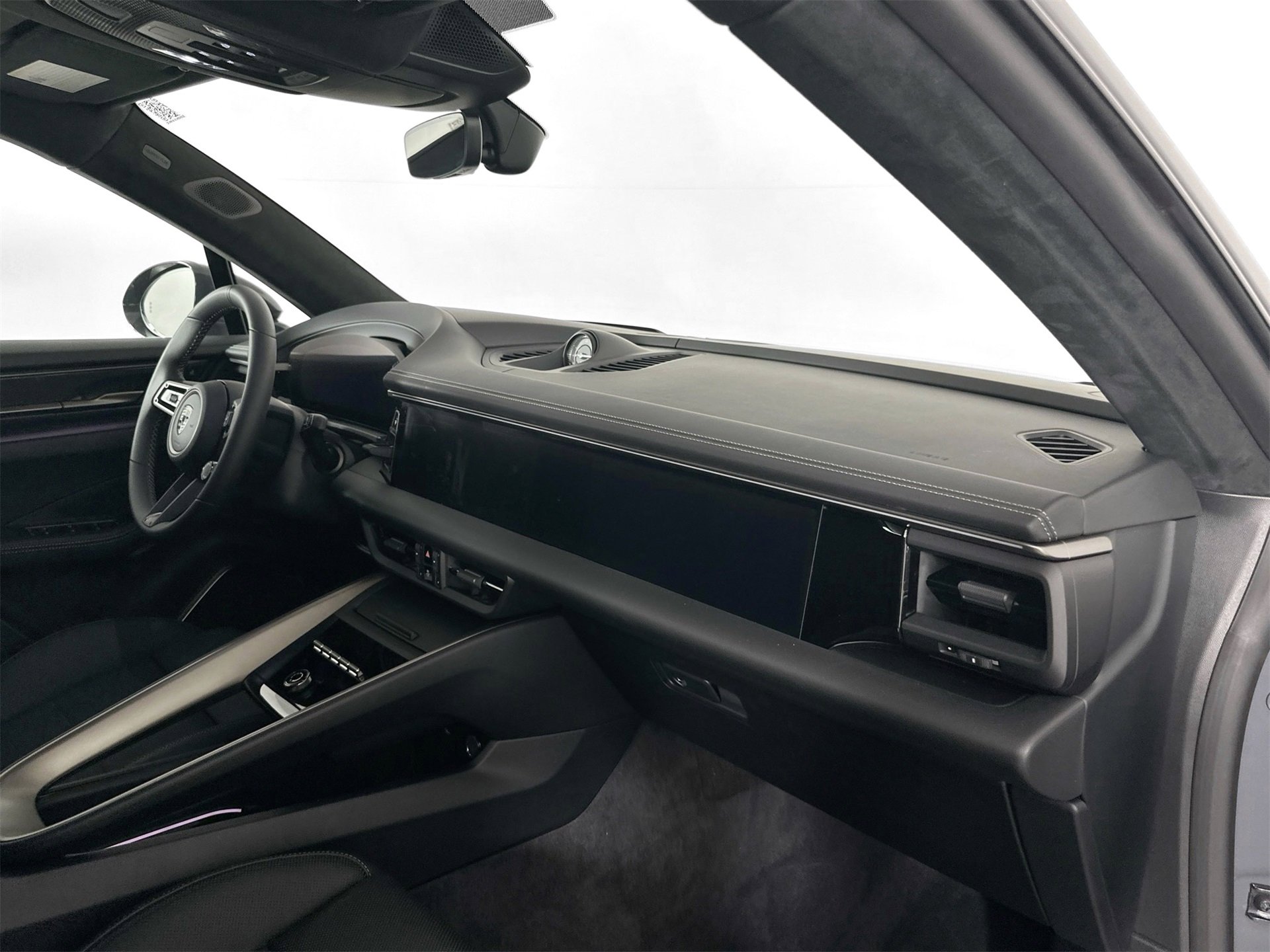 Certified 2025 Porsche Macan Turbo Electric image 30